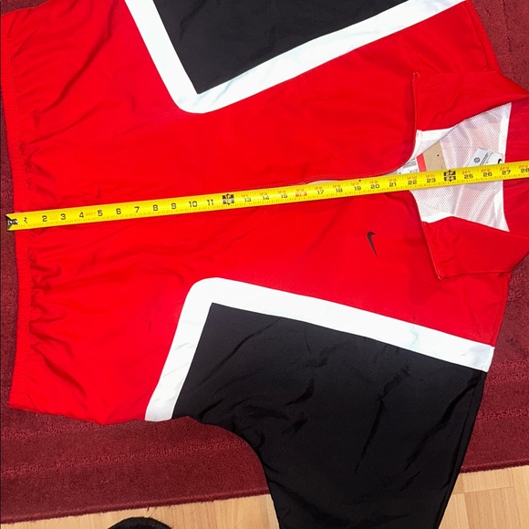 Nike Red and Black Windbreaker Jacket - Picture 5 of 5